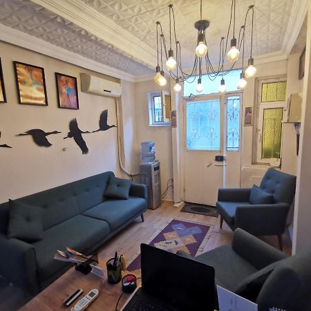 Konut Wooden House Hotel Истанбул Екстериор снимка