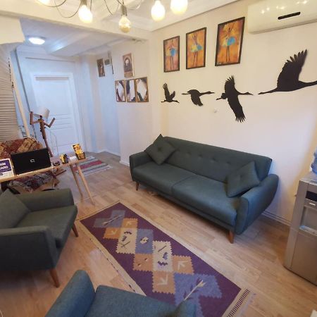 Konut Wooden House Hotel Истанбул Екстериор снимка