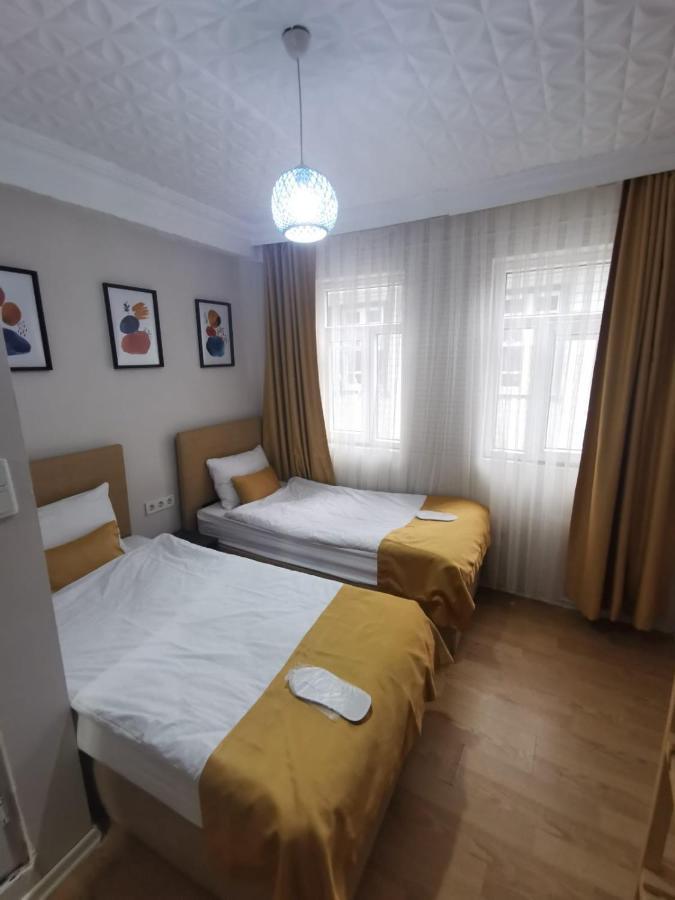 Konut Wooden House Hotel Истанбул Екстериор снимка