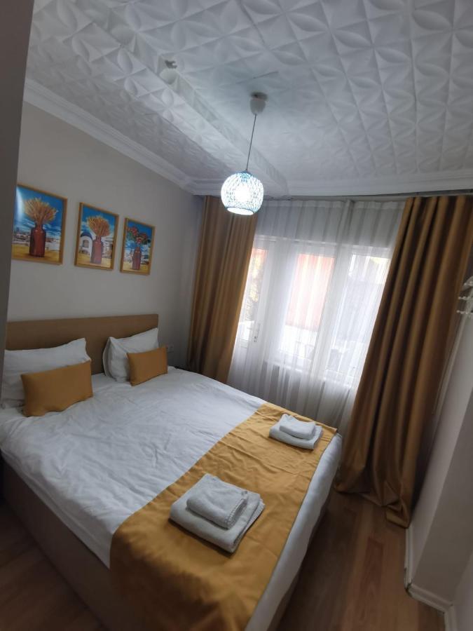 Konut Wooden House Hotel Истанбул Екстериор снимка
